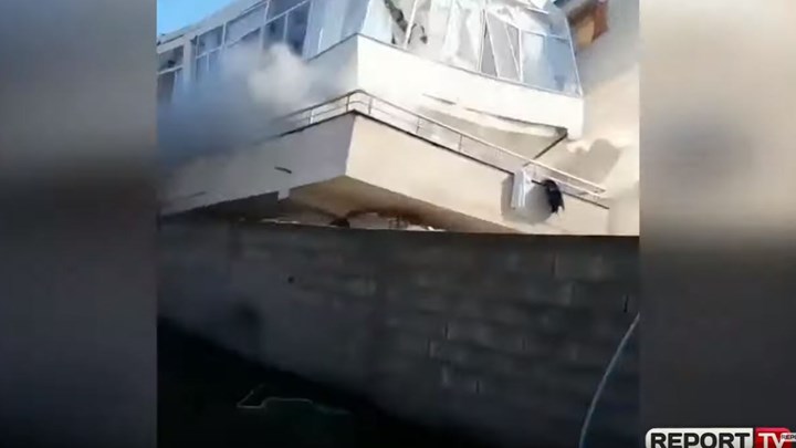 Αυξάνεται συνεχώς ο αριθμός των νεκρών στην Αλβανία – Η στιγμή της κατάρρευσης κτιρίου στο Δυρράχιο – Συγκλονιστικές εικόνες από τις διασώσεις της ΕΜΑΚ