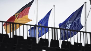 Η συνεισφορά της Γερμανίας στον προϋπολογισμό του ΝΑΤΟ θα είναι ίση με των ΗΠΑ