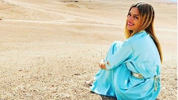 Πρόωρα γέννησε η Πέτρα Νέμκοβα σε απομονωμένη περιοχή – ΦΩΤΟ