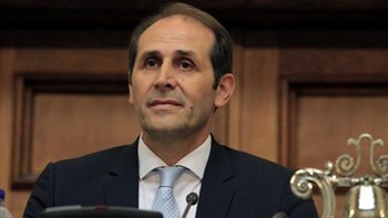 Βεσυρόπουλος: Θα υπάρξουν κι άλλες μειώσεις φόρων – Τι είπε για την εισφορά αλληλεγγύης και το τέλος επιτηδεύματος