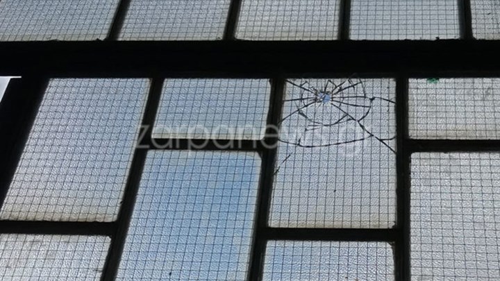 «Γάζωσαν» σχολείο στην Κρήτη – ΦΩΤΟ