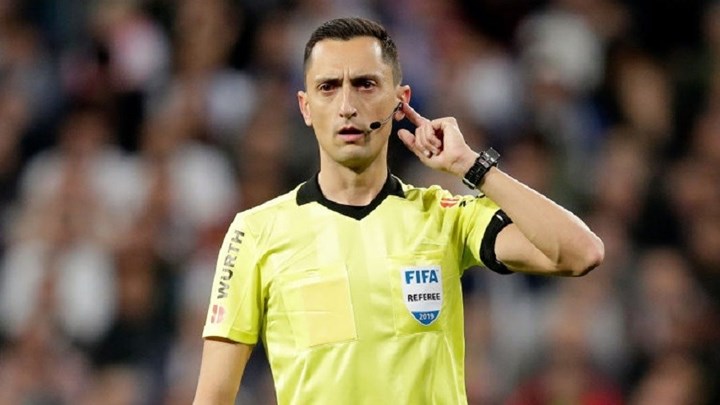 Έτσι έρχεται ο Ισπανός διαιτητής για το ντέρμπι Ολυμπιακού-ΠΑΟΚ