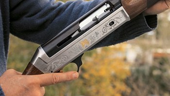 Σοκ στη Σάμο: Πυροβόλησε τον αδελφό του και εξαφανίστηκε