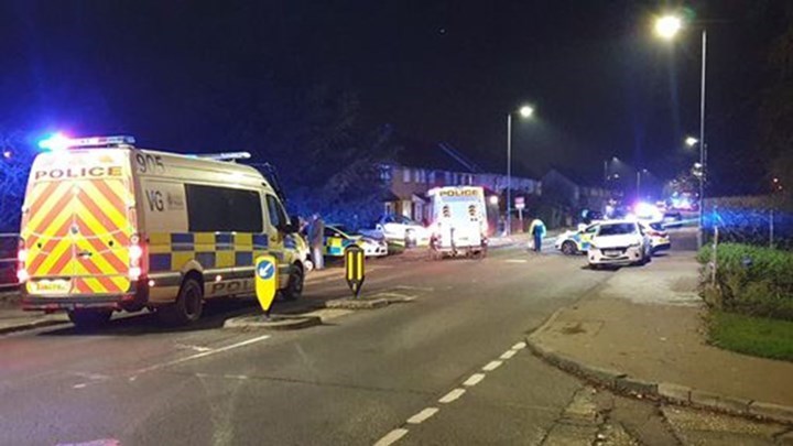 Συνελήφθη ο οδηγός του αυτοκινήτου που έπεσε πάνω σε μαθητές στο Έσεξ – ΦΩΤΟ