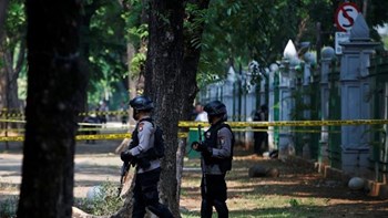 Έκρηξη σημειώθηκε στο πάρκο του Εθνικού Μνημείου της Ινδονησίας