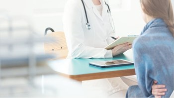 Η Νέα Υόρκη εξετάζει νόμο για την απαγόρευση των “τεστ παρθενίας”