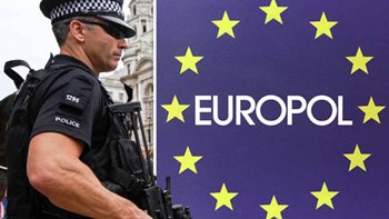Μεγάλη επιχείρηση της Europol σε 30 χώρες – Πάνω από 200 συλλήψεις για ξέπλυμα μαύρου χρήματος