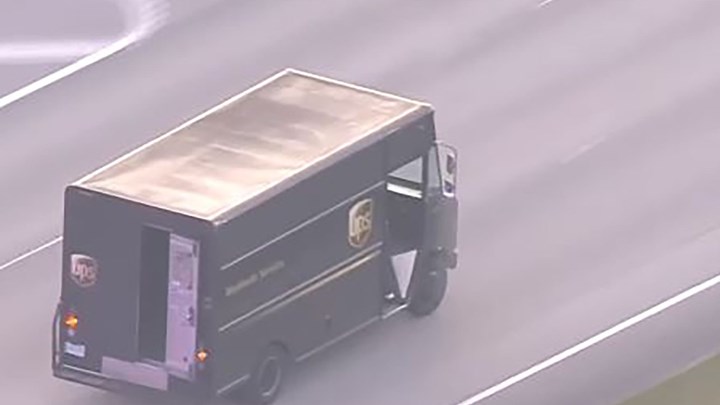 Τέσσερις νεκροί σε ληστεία κοσμηματοπωλείου – Η κινηματογραφική καταδίωξη των δραστών – ΒΙΝΤΕΟ