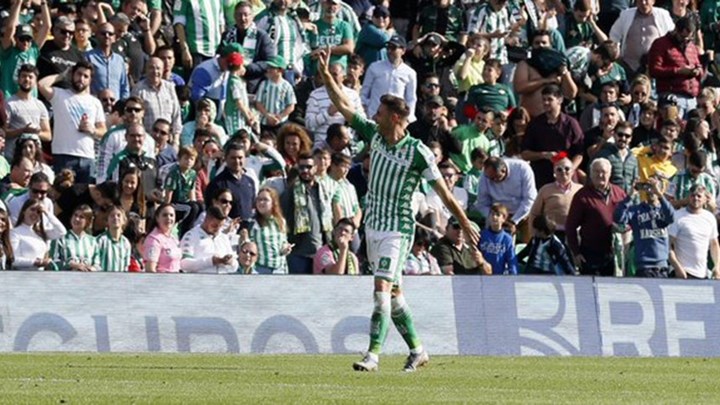 Έγραψε ιστορία ο 38χρονος Χοακίν: Σημείωσε χατ τρικ σε λιγότερο από 20 λεπτά