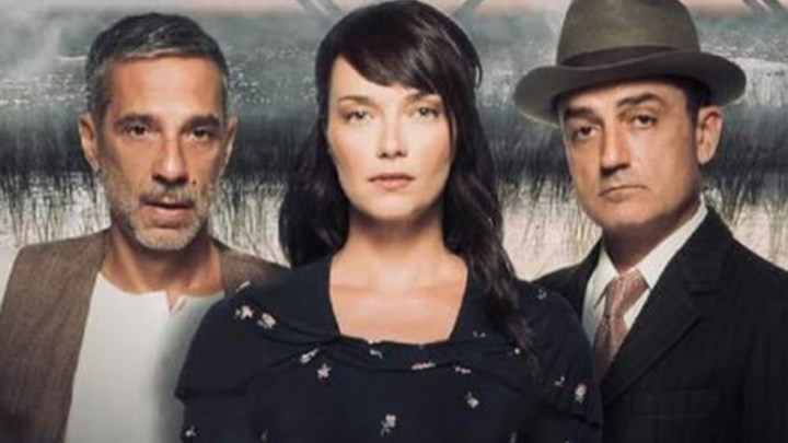 Η “Μεθυσμένη Πολιτεία” γοητεύει το κοινό της Αλκυονίδας