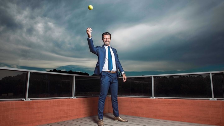 Πατρίκ Μουράτογλου – Το πορτρέτο του πιο ισχυρού προπονητή στον κόσμο του τένις