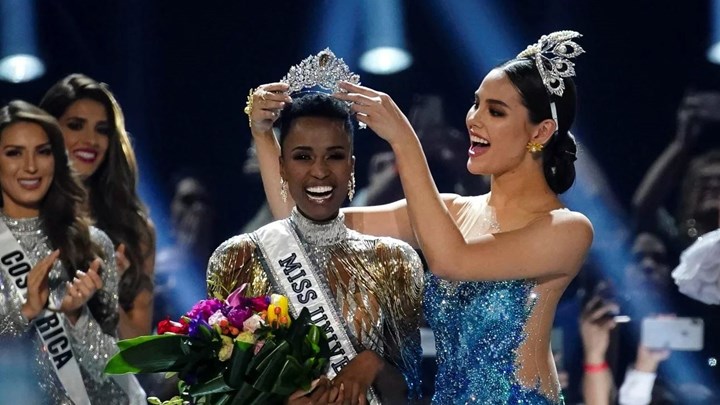 Αυτή είναι η νέα Μις Υφήλιος – ΒΙΝΤΕΟ