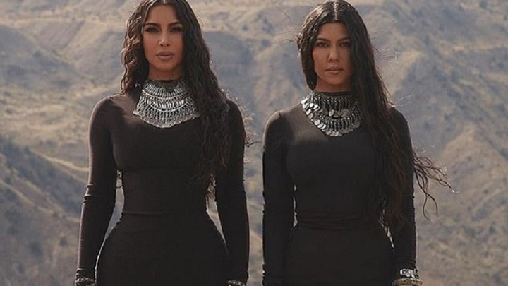 Βγήκαν τα μαχαίρια στην οικογένεια Καρντάσιαν: Γιατί η Κιμ απειλεί την Κόρτνεϊ