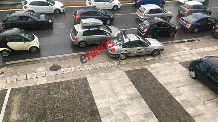 Αυξημένη κίνηση στην Αθήνα – Δείτε ποιοι δρόμοι είναι μποτιλιαρισμένοι