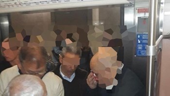 Καταγγελία-σοκ: Μπουνιές για μια θέση στο Μετρό – Αίματα και σπασμένα γυαλιά – ΦΩΤΟ -ΒΙΝΤΕΟ