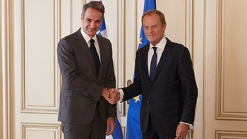 Μήνυμα Τουσκ σε Τουρκία – Τι ειπώθηκε στη συνάντηση με τον Μητσοτάκη