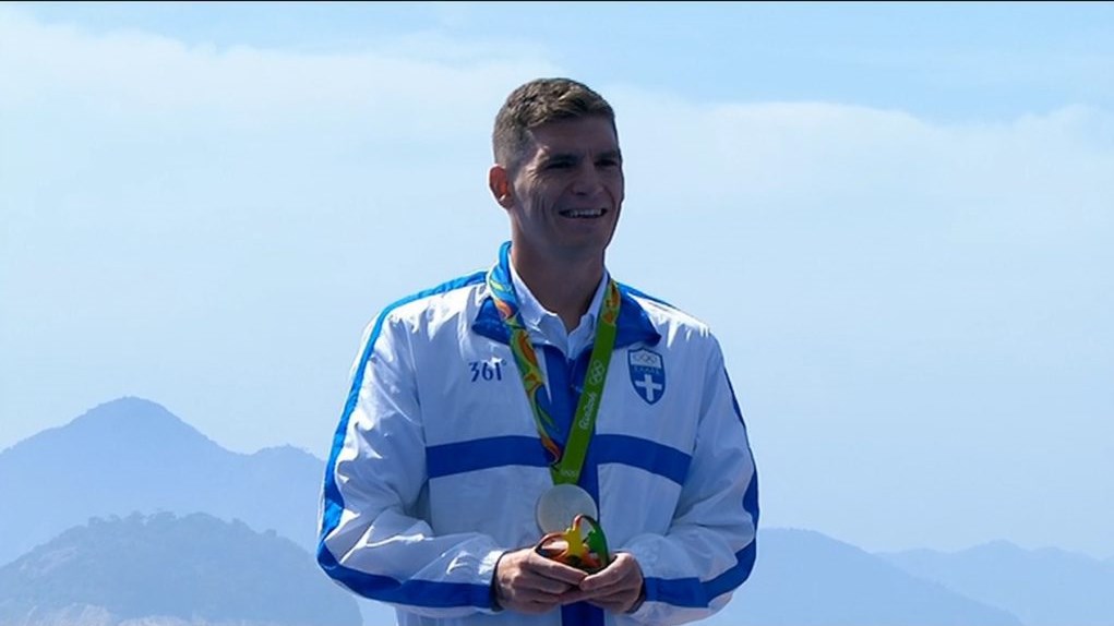 Ο Σπύρος Γιαννιώτης «τρελάθηκε» στο γκολ του Ελ Αραμπί – BINTEO