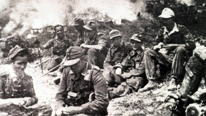 Σαν σήμερα το Ολοκαύτωμα των Καλαβρύτων – ΦΩΤΟ – ΒΙΝΤΕΟ