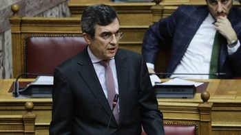 Οικονόμου: Ο Έλληνας αστυνομικός επιτελεί το καθήκον του με υψηλό αίσθημα ευθύνης