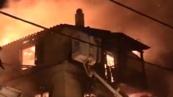 Κέρκυρα: Σε κρίσιμη κατάσταση ο πατέρας που απεγκλωβίστηκε από το φλεγόμενο σπίτι – ΒΙΝΤΕΟ