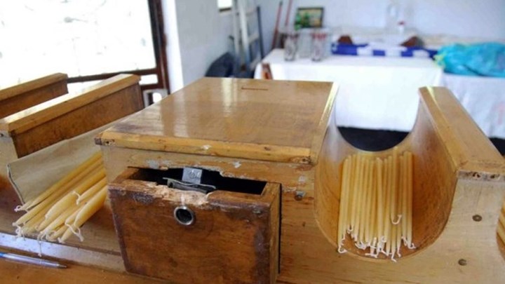 Σέρρες: ”Ποντικός” ξάφρισε το παγκάρι εκκλησίας και συνελήφθη