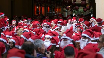 Κλειστό το κέντρο της Αθήνας λόγω του 6ου «Santa Run Athens»