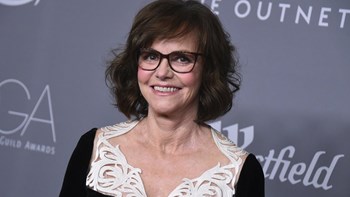 Συνελήφθη η ηθοποιός Σάλι Φιλντ – ΒΙΝΤΕΟ