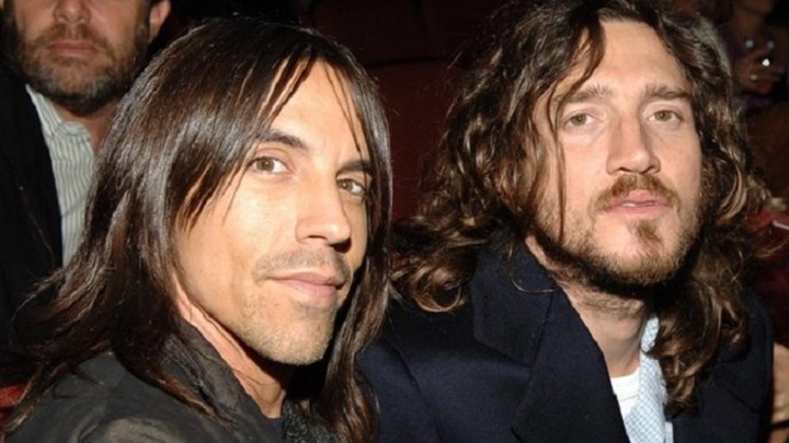 Ο  John Frusciante επιστρέφει στους Red Hot Chili Peppers έπειτα από δέκα χρόνια – ΒΙΝΤΕΟ