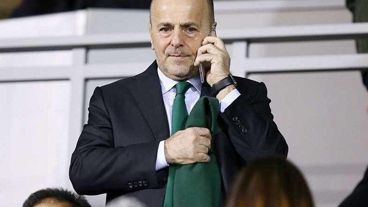 Ο Αλαφούζος δεν βάζει το χέρι στην τσέπη