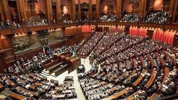 Ιταλία: Η Γερουσία ενέκρινε τον προϋπολογισμό