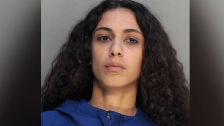 Γυναίκα έκανε σεξ με ανήλικο και τον μετέτρεψε σε “βαποράκι” – ΦΩΤΟ – ΒΙΝΤΕΟ