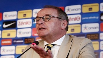 Χούμπελ: Υπέρ της παραδειγματικής τιμωρίας για τους διαιτητές του Βόλου