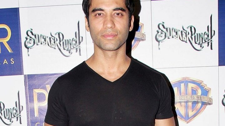 Σοκ στο Bollywood – Αυτοκτόνησε ηθοποιός αφού άφησε σημείωμα για τον γιο του – ΦΩΤΟ