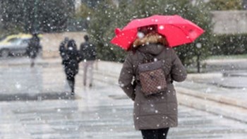 Ζηνοβία: Θερμαινόμενοι χώροι και στον Πειραιά