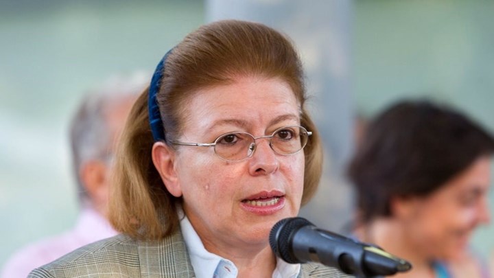 Το συλλυπητήριο μήνυμα της Λίνας Μενδώνη για την απώλεια του Θάνου Μικρούτσικου