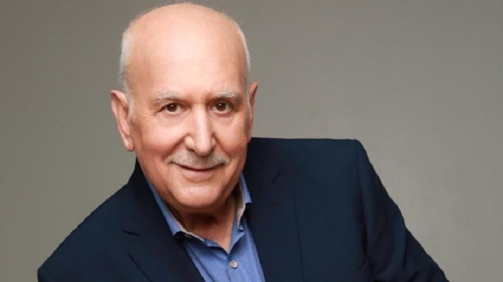 Παπαδάκης: Έχω δεχτεί μεγάλες μειώσεις, αλλά το θεωρώ φυσιολογικό – Τι είπε για τη σύζυγό του