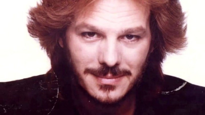 Βαρύ πένθος για τον τραγουδιστή Τάκη Μπινιάρη