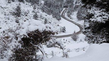 Κρήτη: Οικογένεια εγκλωβίστηκε στα χιόνια