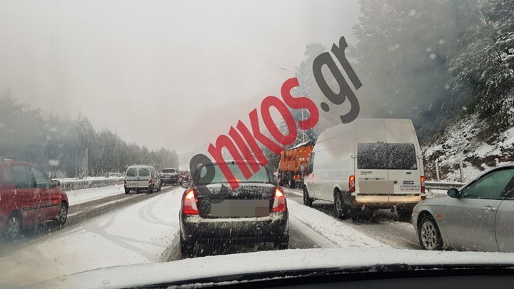 Πατούλης προς Νέα Οδό: Εντατικοποιήστε τις προσπάθειες για την αποκατάσταση της κυκλοφορίας