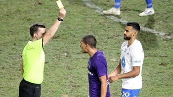 Super League: Εστάλη το email για ψηφοφορία στους διαιτητές – Πότε αναμένεται να βγει το αποτέλεσμα