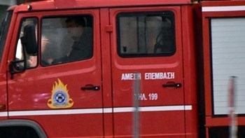 Κέρκυρα: Αυτοκίνητο «έπεσε» σε αντλία βενζινάδικου και έγινε παρανάλωμα του πυρός – ΦΩΤΟ