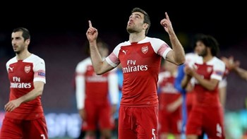 Παπασταθόπουλος: Αμφίβολος στο ντέρμπι Άρσεναλ – Μάντσεστερ Γιουνάιτεντ