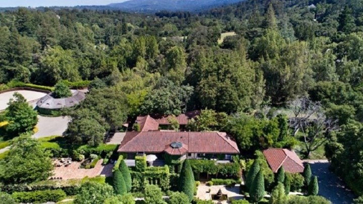 Μισέλ Φάιφερ: Αυτό είναι το κτήμα που πούλησε… κοψοχρονιά – ΦΩΤΟ