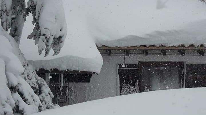 Πρόεδρος δημοτικού συμβουλίου Βιλίων στον Realfm 97,8: Θέμα ωρών να απεγκλωβιστούν όλες οι οικογένειες