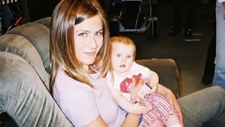 “Φιλαράκια”: Δείτε πώς είναι 16 χρόνια μετά η κόρη του Ρος και της Ρέιτσελ – ΦΩΤΟ – ΒΙΝΤΕΟ