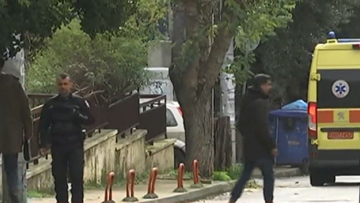 Σκηνές αρχαίας τραγωδίας στην Πεύκη: “Γιατί το έκανες αυτό;” φώναζε ο πατέρας  – ΒΙΝΤΕΟ