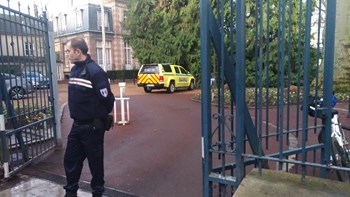 Γαλλία: Ένας τραυματίας από τους πυροβολισμούς στο δημαρχείο της πόλης Ντρο – Αυτοκτόνησε ο δράστης