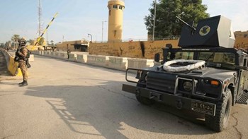 Η Χεζμπολάχ προαναγγέλλει επιθέσεις σε αμερικανικές βάσεις