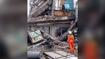 Ινδονησία: Κατέρρευσε κτίριο στην Τζακάρτα – Αναφορές για 8 τραυματίες