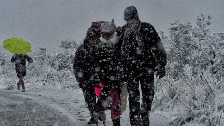 Κακοκαιρία “Ηφαιστίων”: Θυελλώδεις άνεμοι στο Αιγαίο – Πού θα χιονίσει τις επόμενες ώρες – ΦΩΤΟ